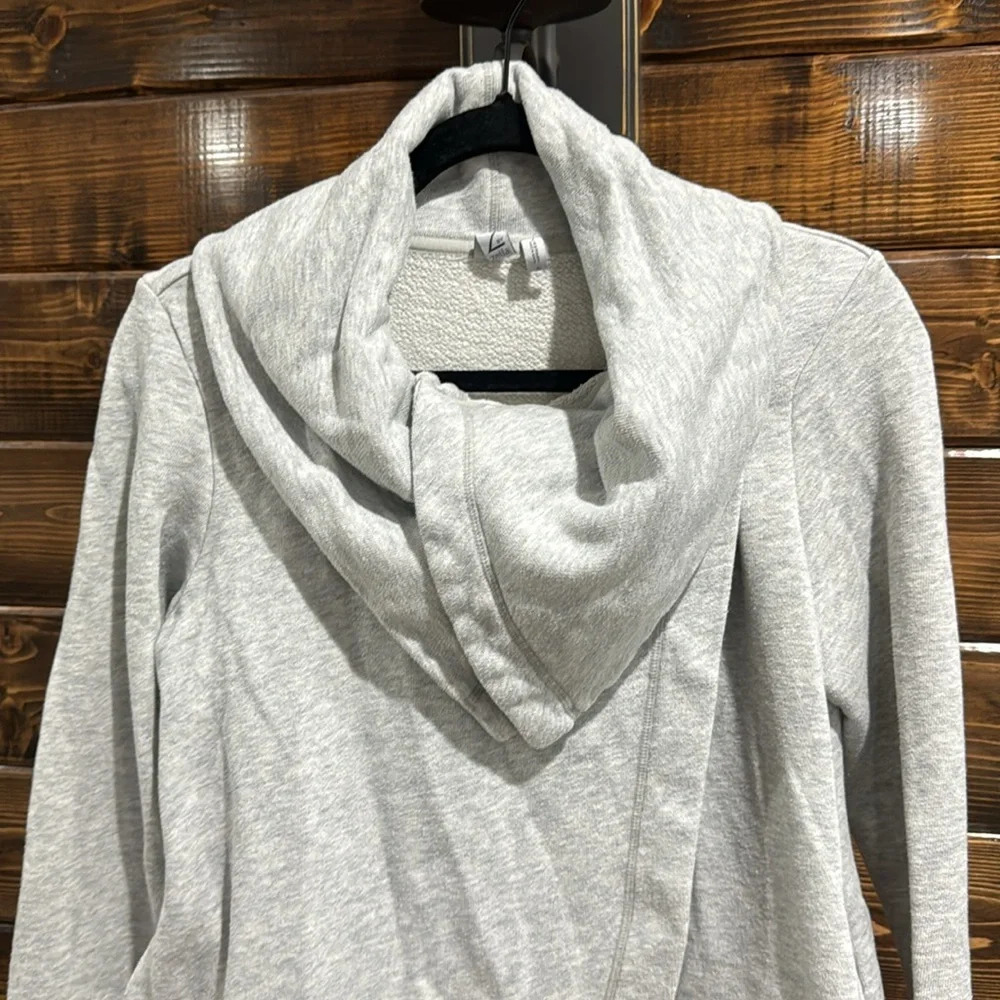 Z by Zella Sweatshirt - Picture 2 of 12